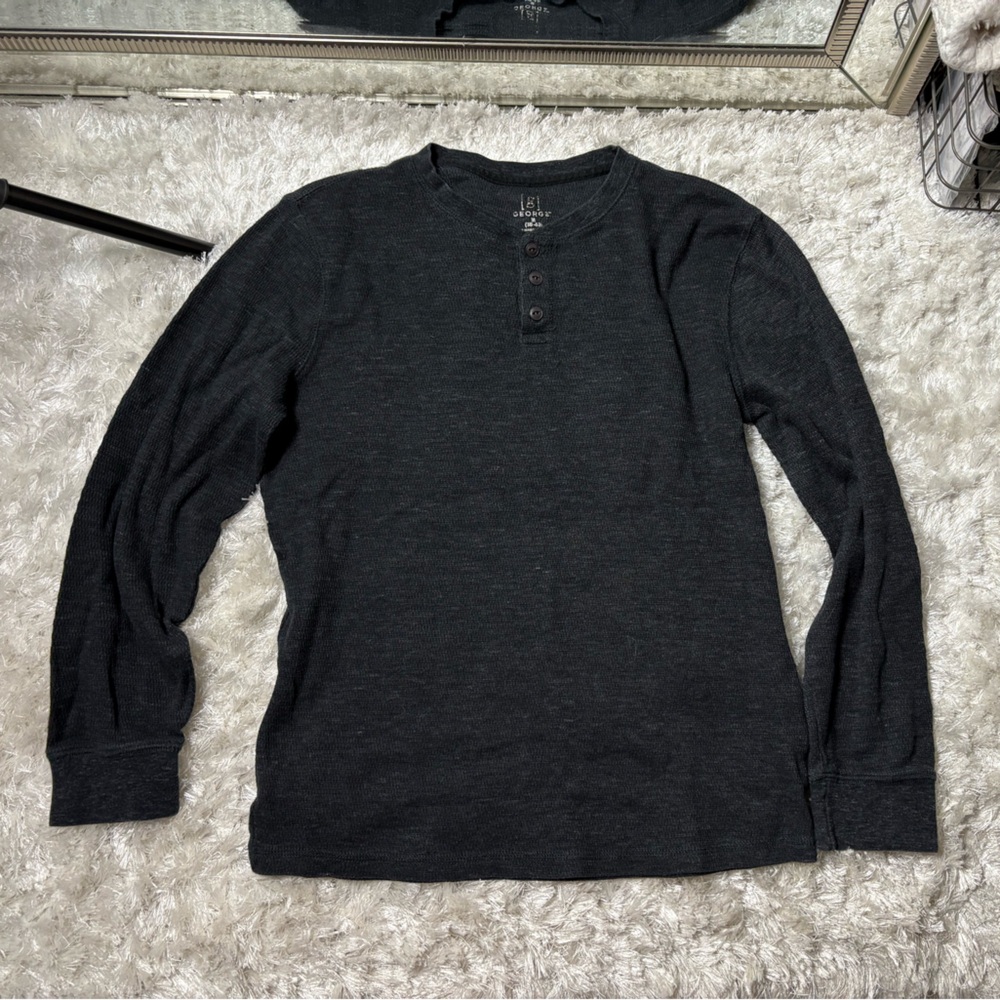 Long Sleeve - Picture 2 of 4
